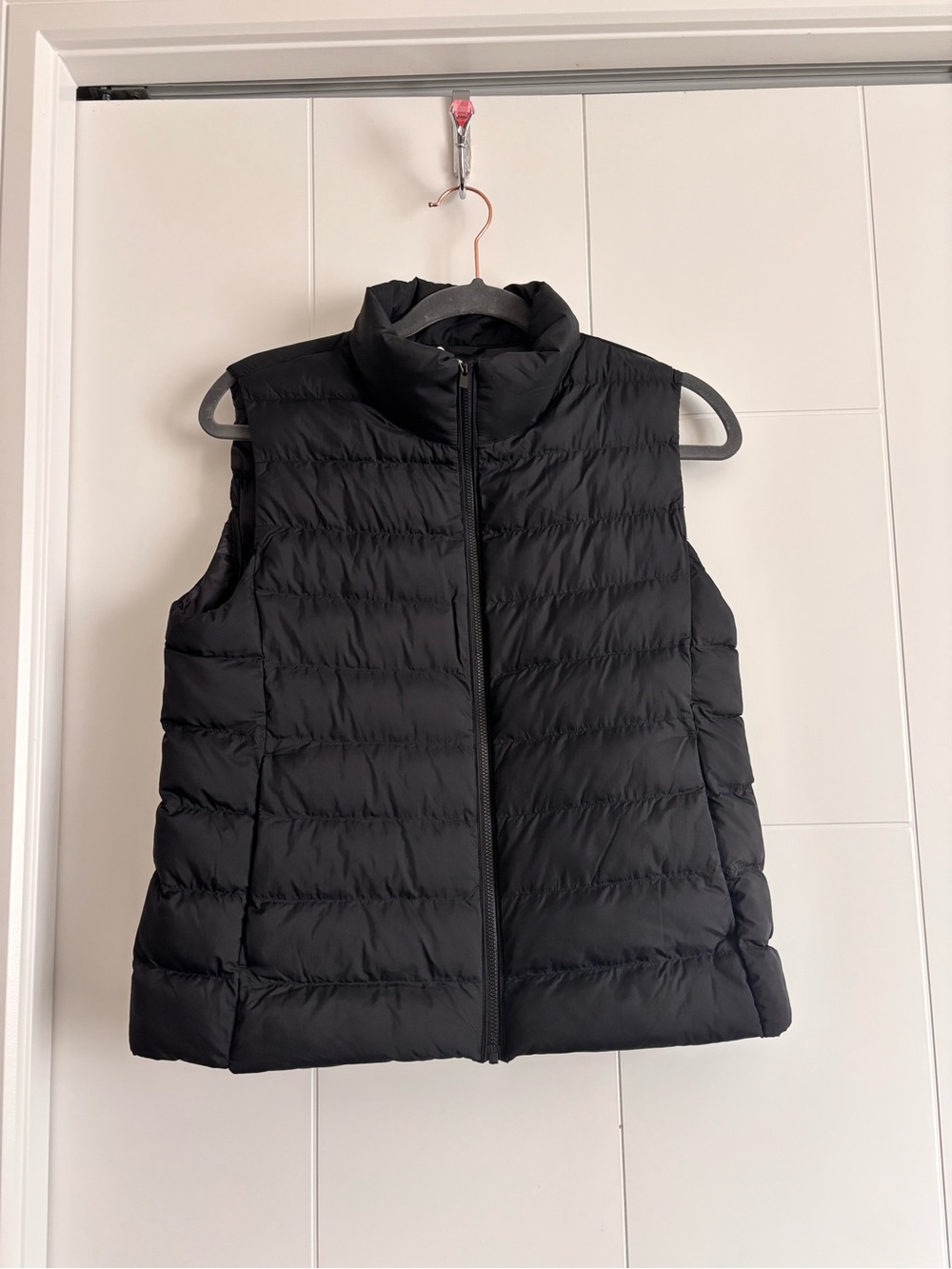 Uniqlo light puffer vest